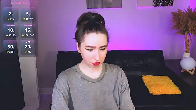 Lily_xBabe's Live XXX Chat