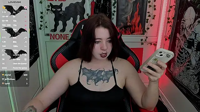 PurpleRune's Live XXX Chat
