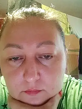 XXX chat uživo modela Rini333