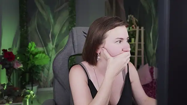 Golden_Dragon Chat XXX live