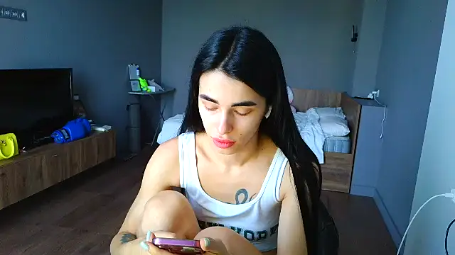Chat +18 de natali_elfie ao vivo