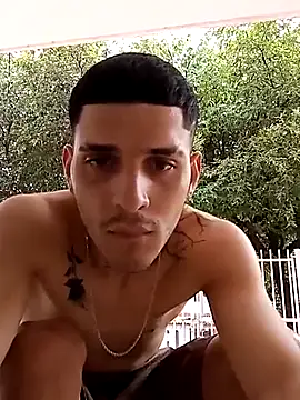 Онлайн чат XXX boy_max_latin