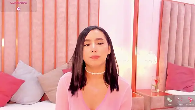 Zoe_Monrow's Live XXX Chat