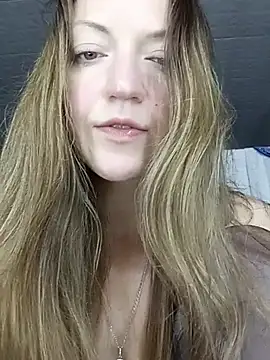 KattyLuuu live XXX chat
