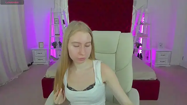 Alina_Blonde Obrolan Langsung XXX