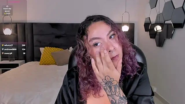 Chat +18 de LoiseHarper ao vivo