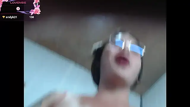 great1surprise69's Live XXX Chat