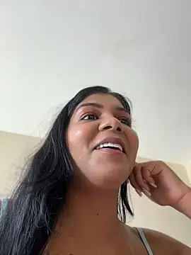 Indiazinhax's Live XXX Chat