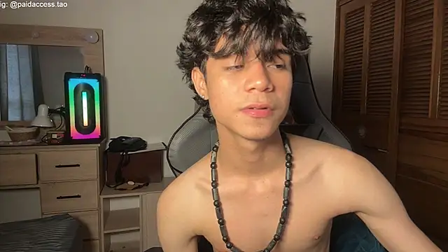 OopsAgain_ Live XXX Chat