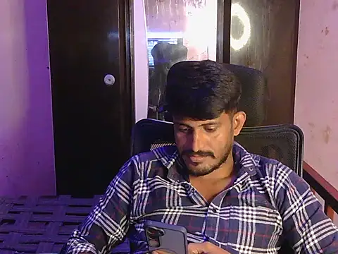 XXX chat uživo modela HotXKrish