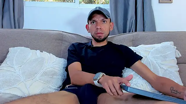 Chat +18 de Steban_silv ao vivo