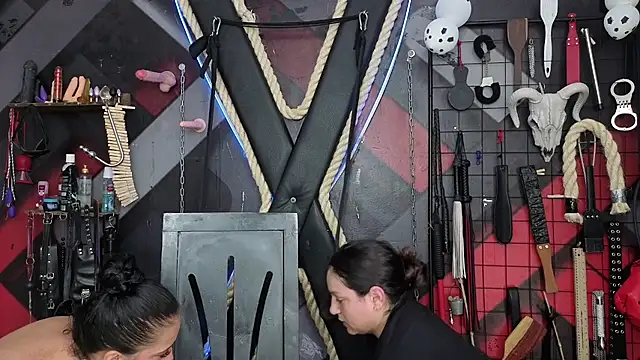 دردشة SUBMISSION_BDSM الجنسية المباشرة