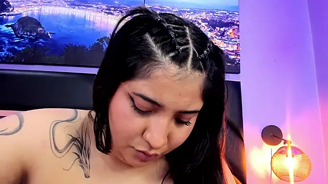 Chat +18 de Emma_monserrat ao vivo