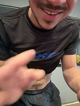 kzado37 Chat XXX in diretta