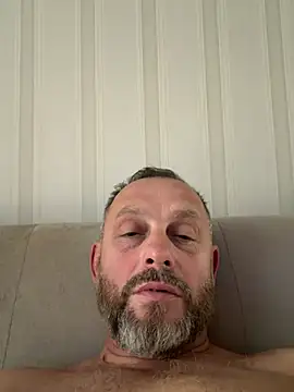 Frosl XXX чат на живо