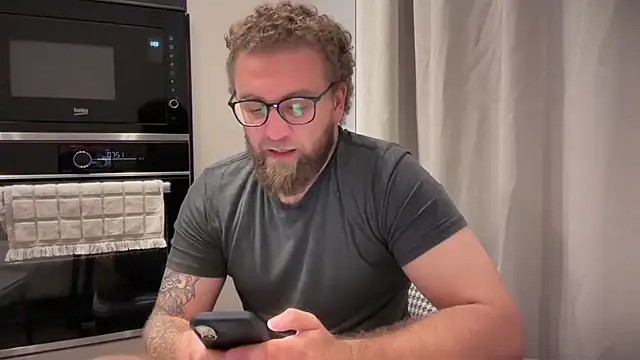Bear_bear_ Chat XXX live
