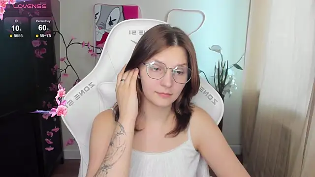 دردشة AudreyyKim الجنسية المباشرة