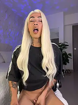 miss_tatiana_ Adlı Modelin Canlı XXX Sohbeti