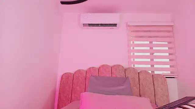 Malaia_thompson_'s Live XXX Chat