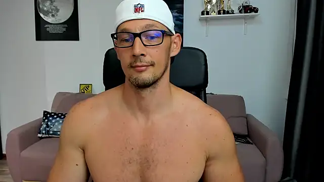 BrutusK08 라이브 XXX 채팅