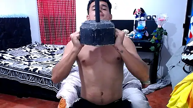 Chatroom XXX en direct de freddy_romas