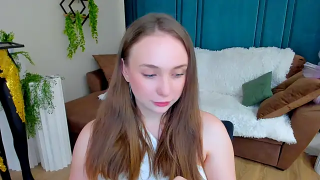 TrueReincarnation Chat XXX live