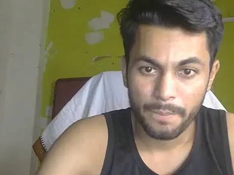 دردشة Stubborndesiboy الجنسية المباشرة