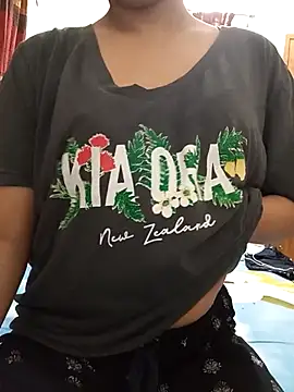 Tanha18n Live XXX chat