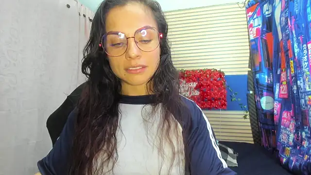 rosse_2504 XXX чат на живо