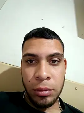 Jon_v3nom01's Live XXX Chat