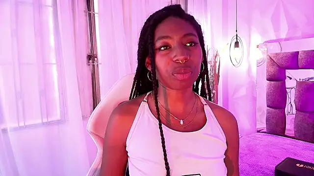 Czat XXX na żywo – Queen_perla_