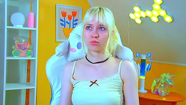 HannahHollis' Live XXX Chat