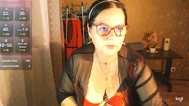 exiMIlf Chat XXX live