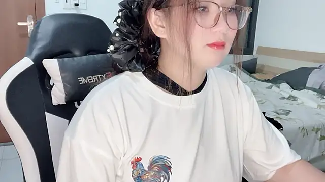 Ni-Ni_2K live XXX chat
