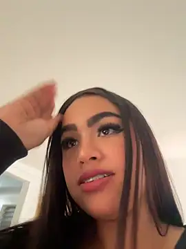 Aliceroys__'s Live XXX Chat