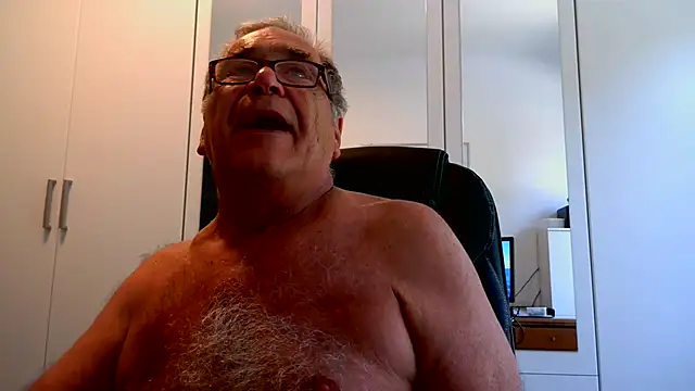 צ'אט XXX בשידור חי של horstchen