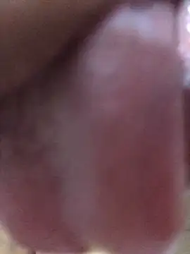 dzshbh2005's Live XXX Chat
