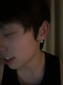 แชท XXX สดของ Ethan7063