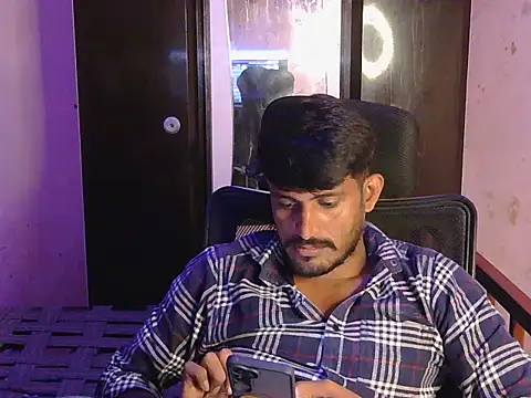 HotXKrish Chat XXX live