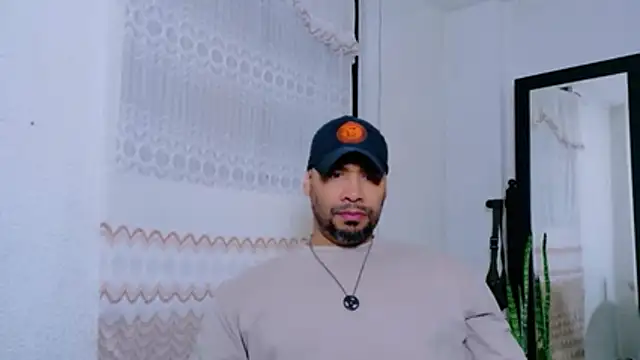 Chat +18 de musclehetero ao vivo