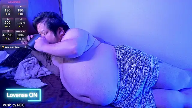ChubbyBEAR039 现场XXX聊天