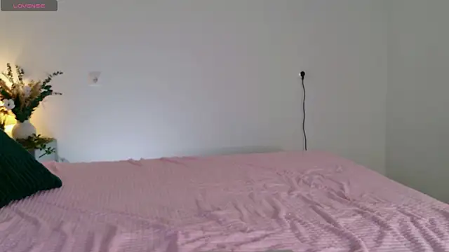 Beatrica_Klein 现场XXX聊天