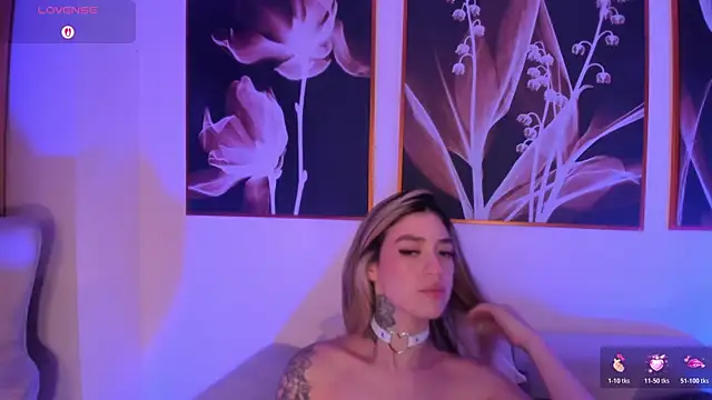 צ'אט XXX בשידור חי של ViolettHansson