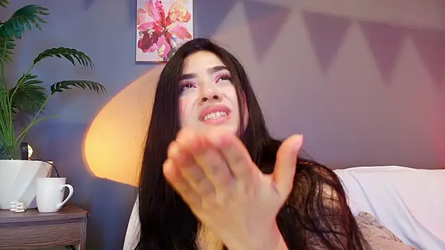 adara_johnson__ élő XXX-chatje