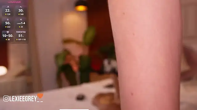 lexiee_grey_'s Live XXX Chat