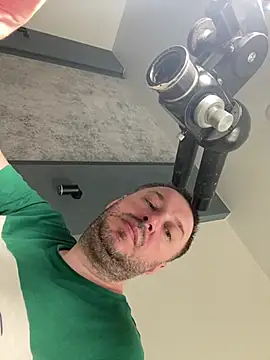 DorianJedayn Webbikameraesitys