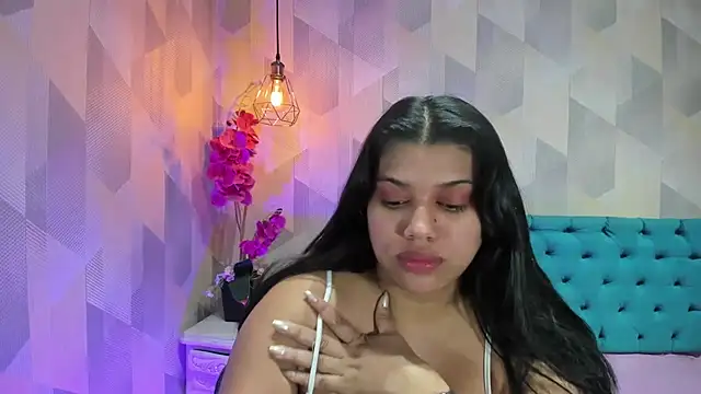 دردشة LindaBreeS الجنسية المباشرة