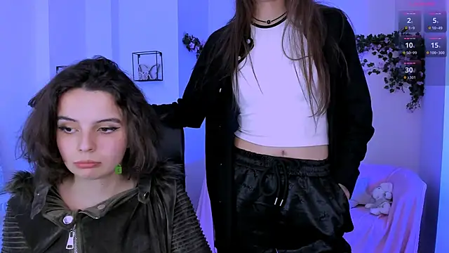 Онлайн чат XXX mia_mooon_