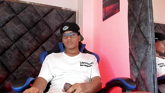 Chat XXX en directo de LiamKron