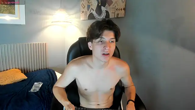 Marcovioletn Live XXX chat
